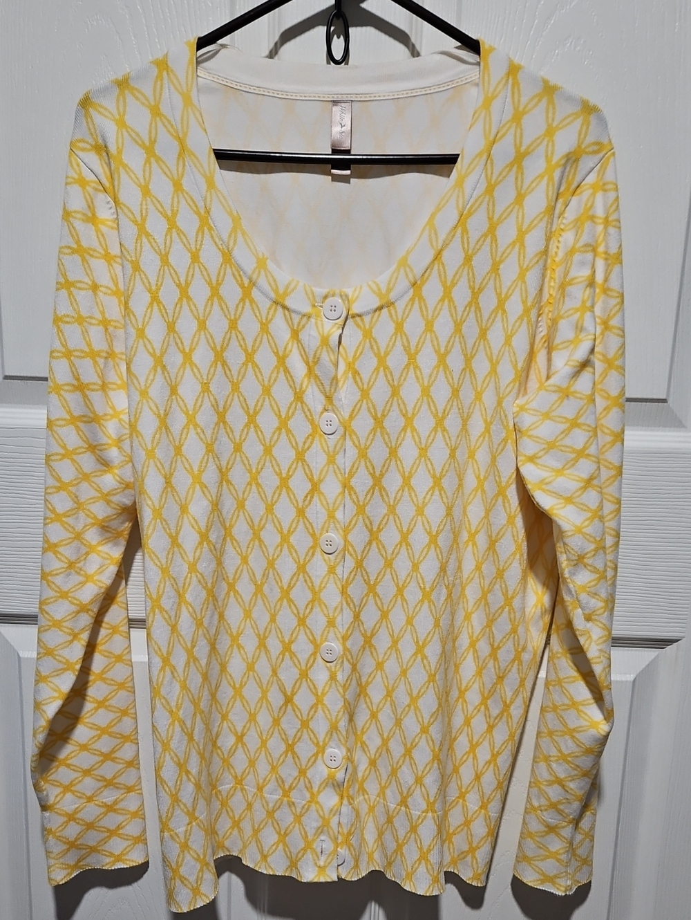 White Stag Yellow and White Diamond-Pattern Cardigan